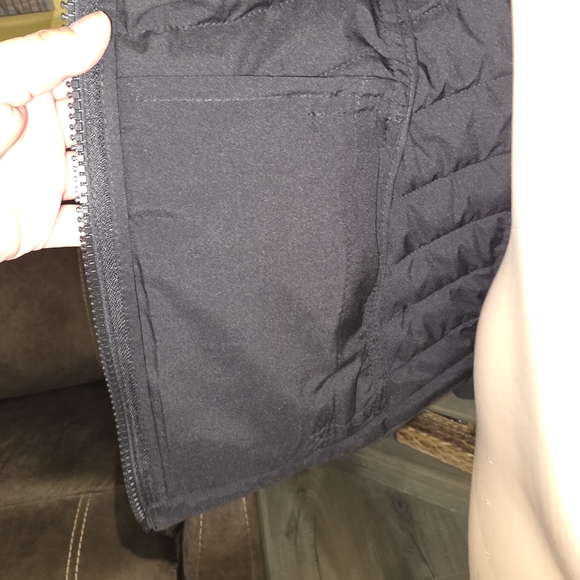 Calvin Klein Women's Black Puffer Jacket with Logo Zipper - Picture 5 of 6